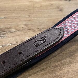 Vineyard Vines Pink Whale Motif Leather-Trim Belt size 40